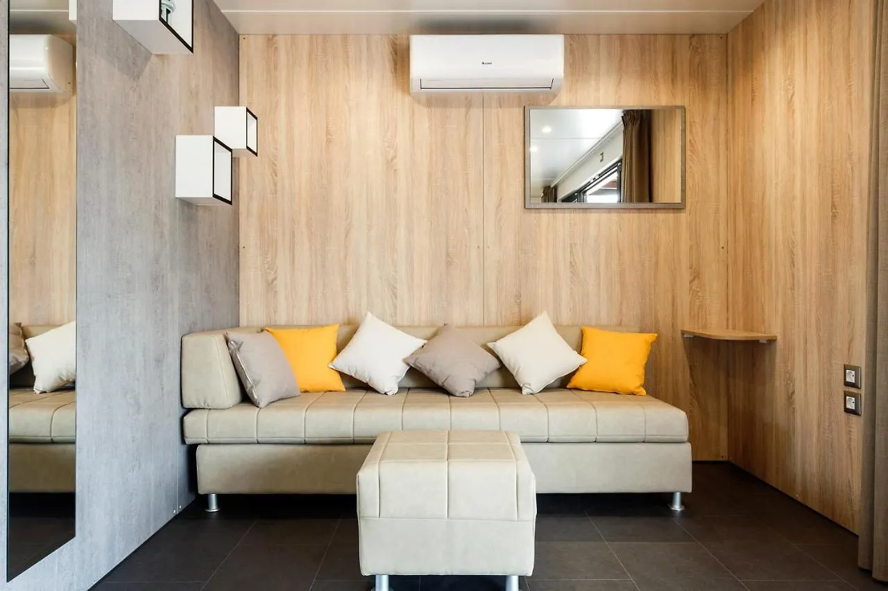 פארק נופש Tar-Vabriga Premium Camping Homes Santa Marina, Lanterna