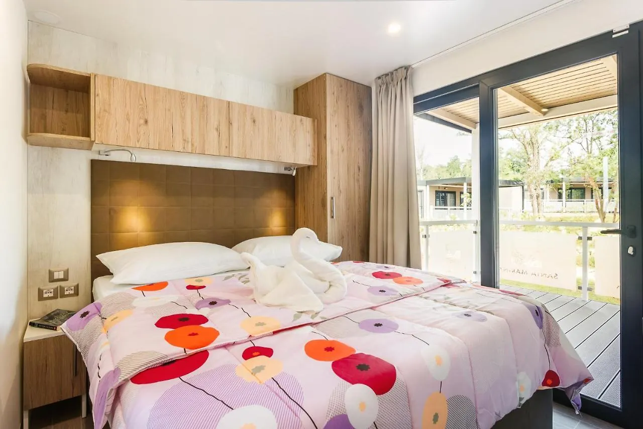 Tar-Vabriga Premium Camping Homes Santa Marina, Lanterna קרואטיה